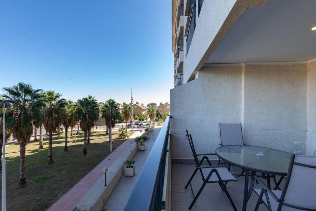 Апартаменты Apartup Patacona Palm Beach III Валенсия Экстерьер фото